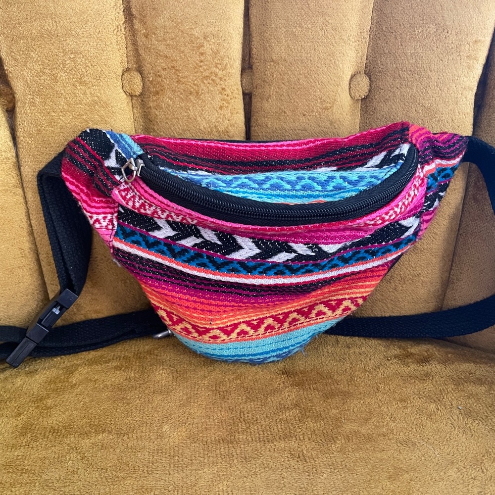 Colorful Fanny Pack 🌈